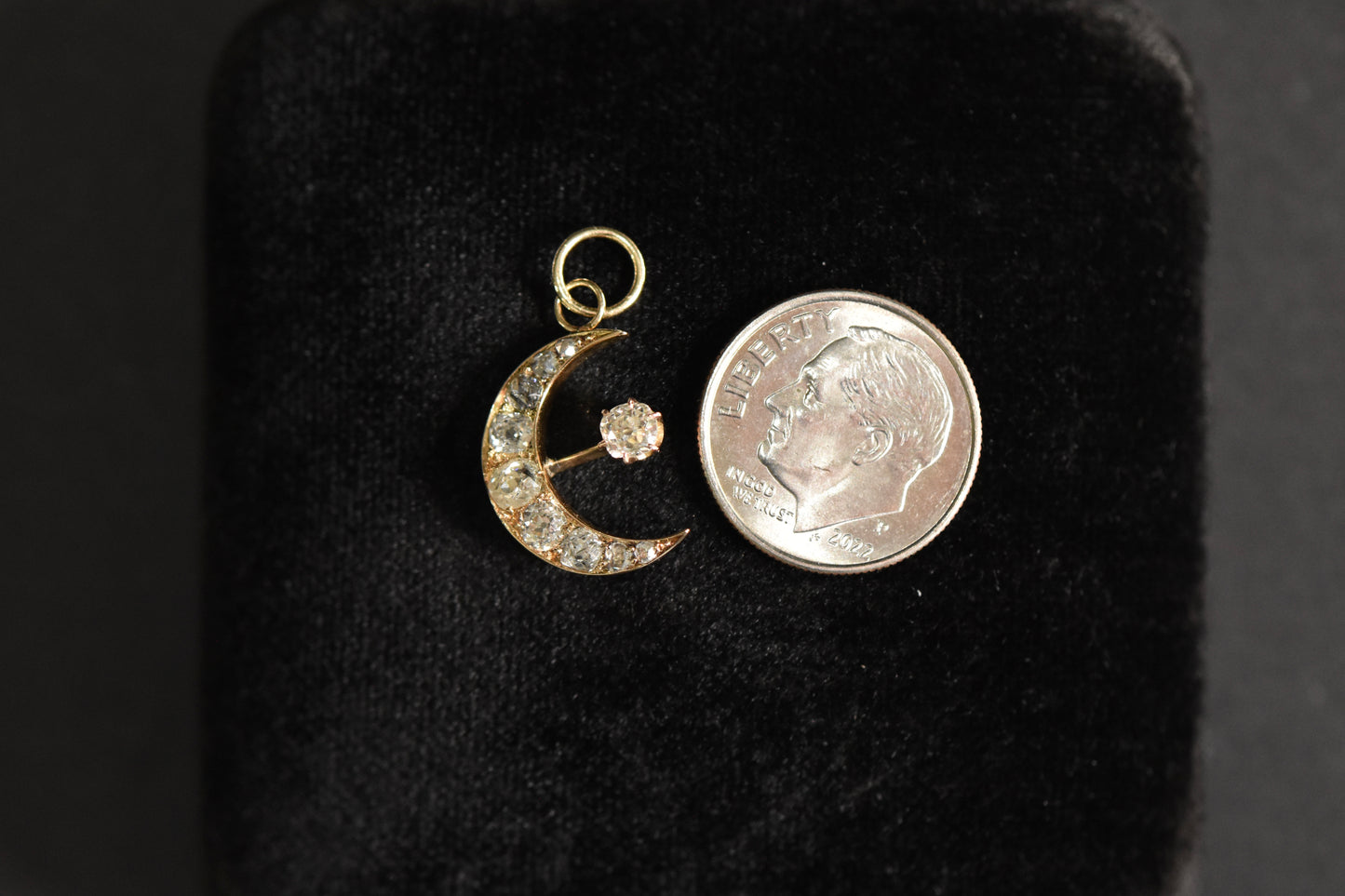 The Diamond Nocturne Pendant