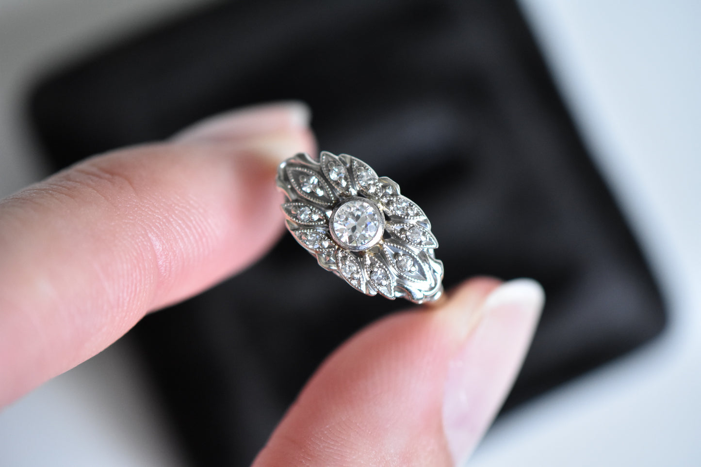 The Le Printemps Ring