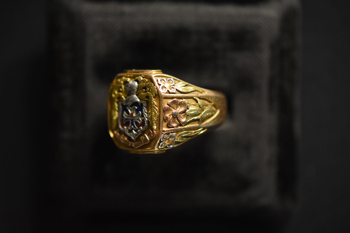 The Coat of Arms Ring