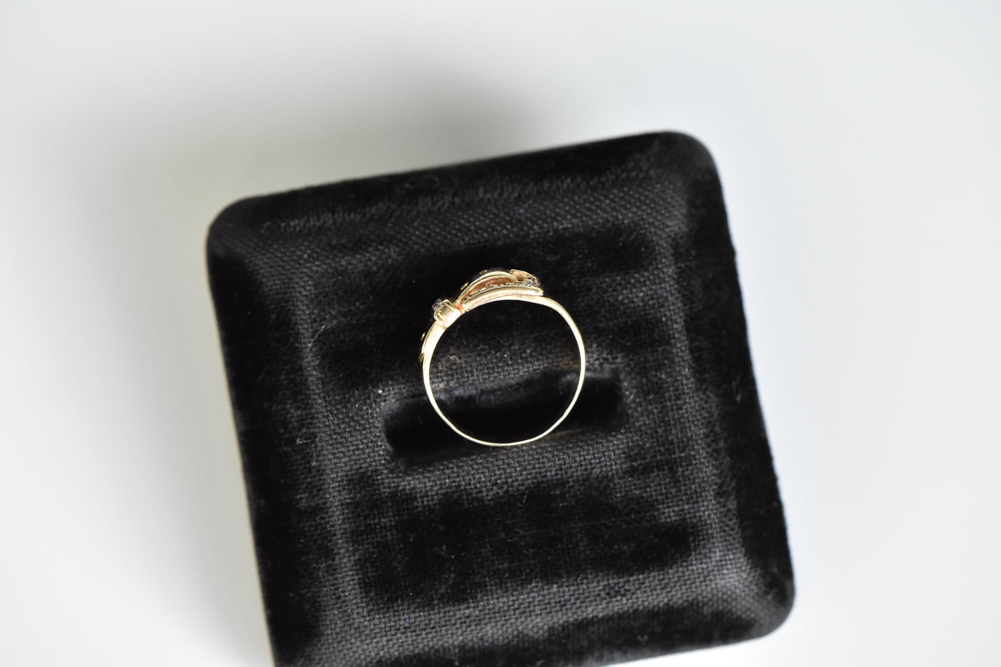 The Buckle Ring