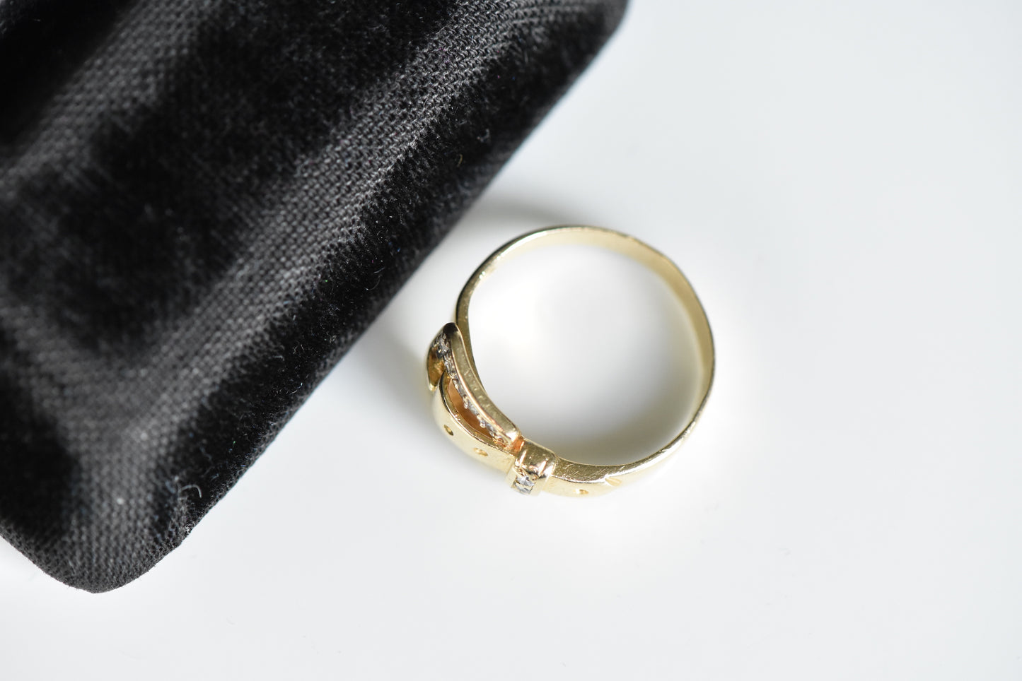 The Buckle Ring