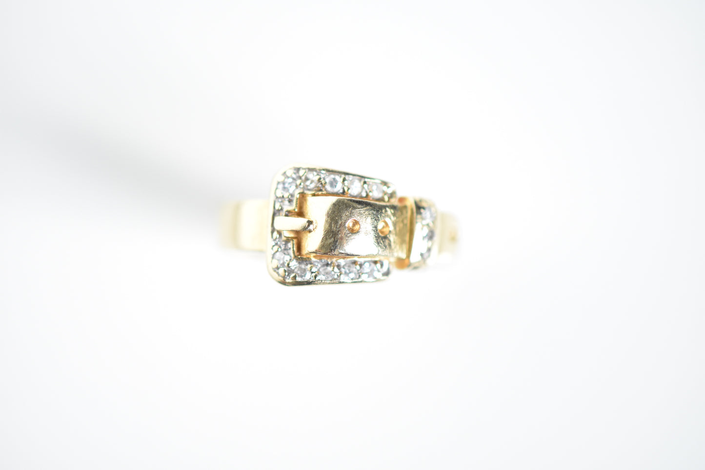 The Buckle Ring