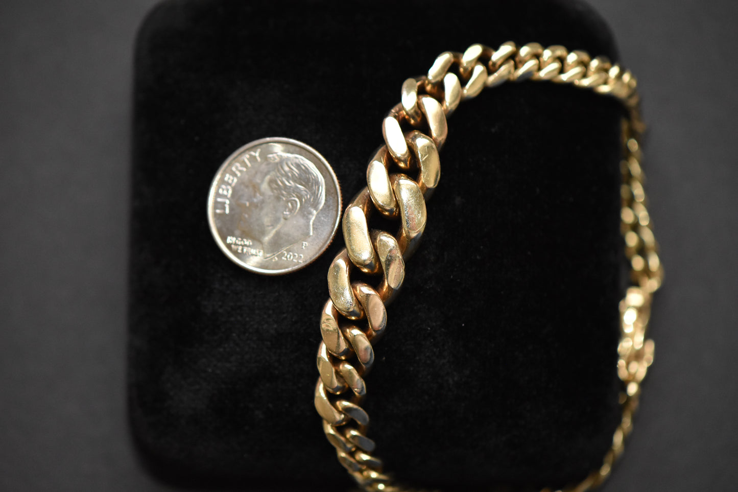 The Graduated Curb Bracelet