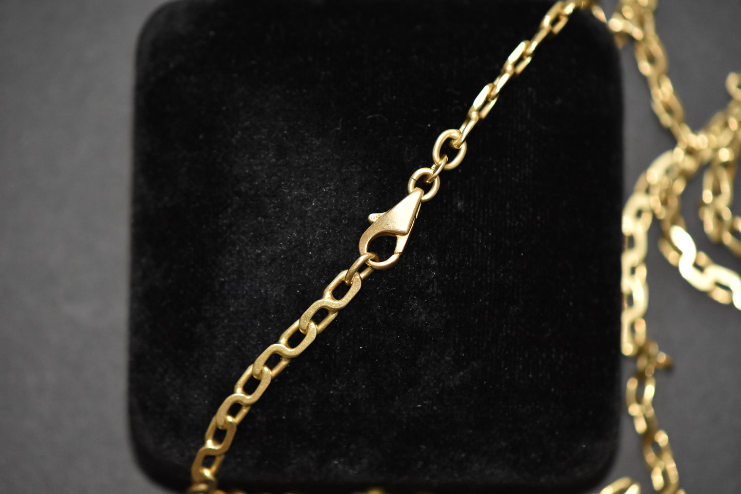 The S Link Chain