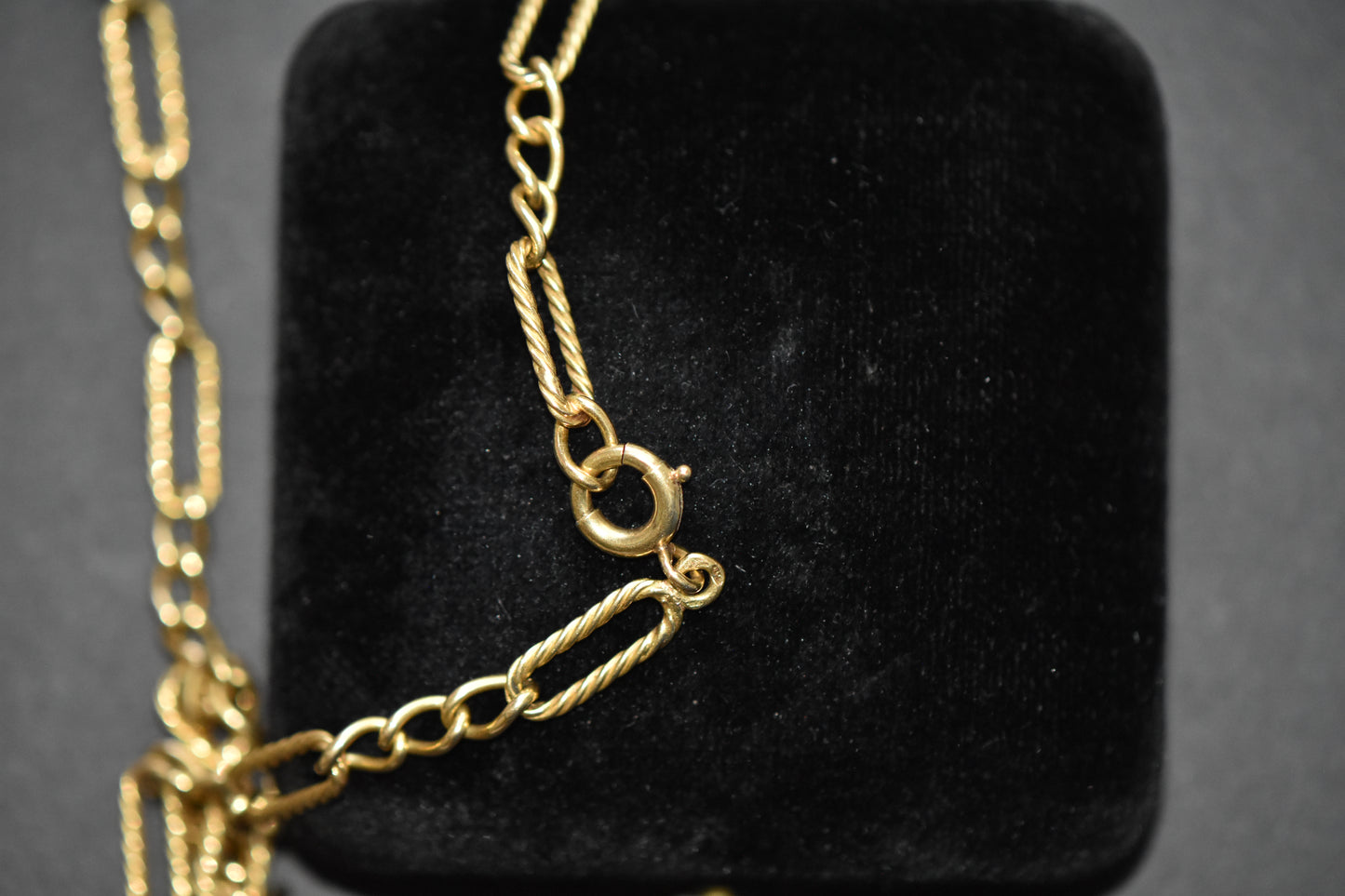 The Rêve Chain