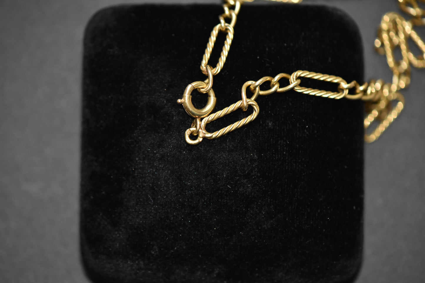The Rêve Chain