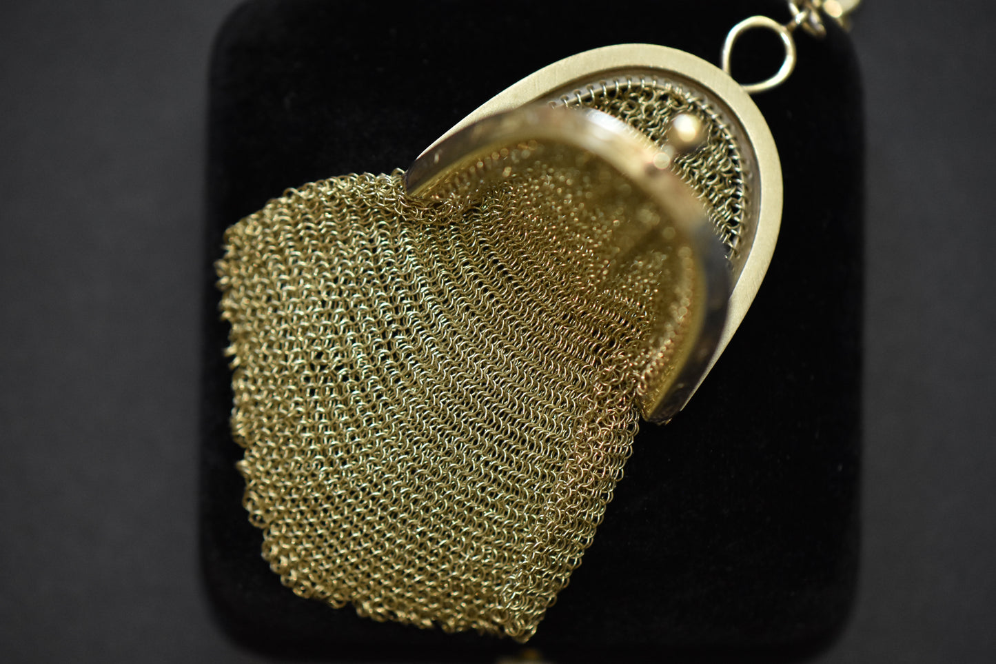 The Golden Chainmail Pendant