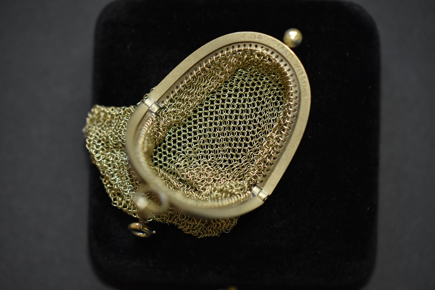 The Golden Chainmail Pendant