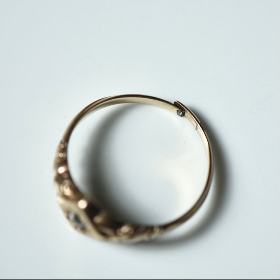 The Twisting Gypsy Ring