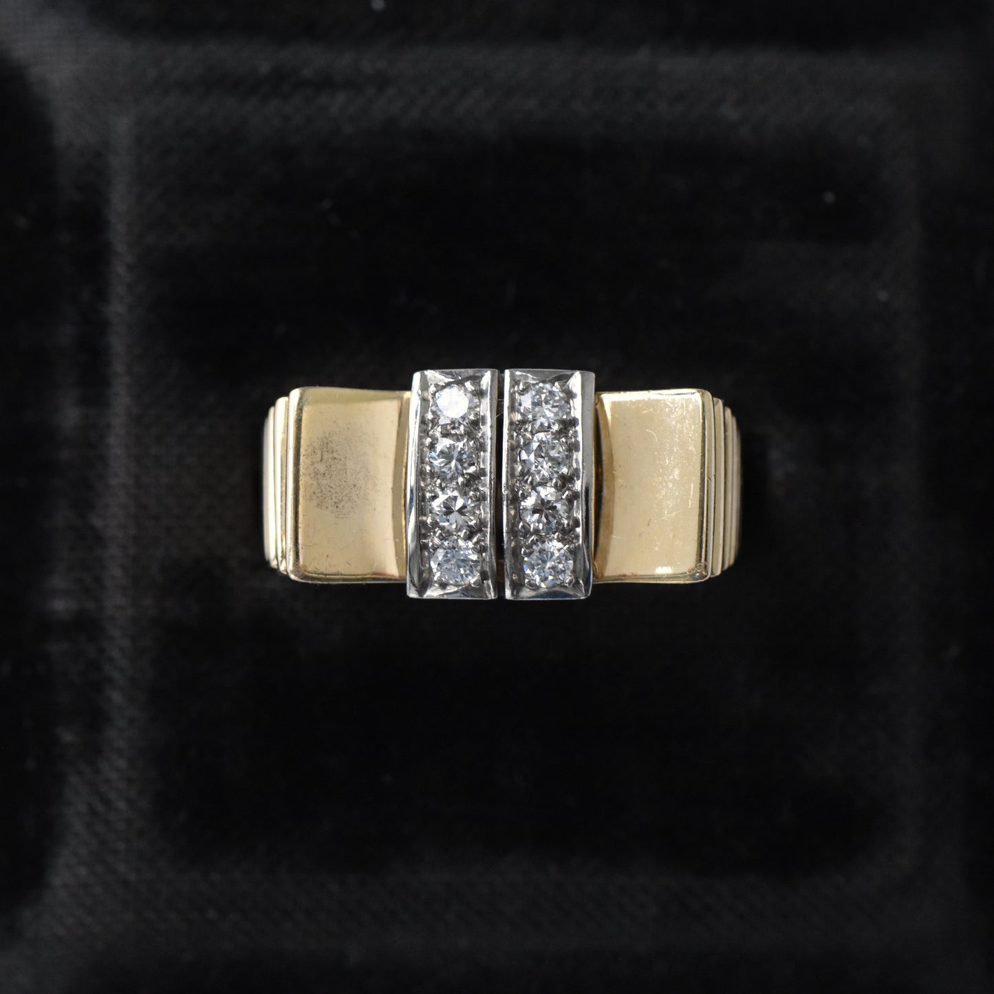 The Square Rib Tank Ring