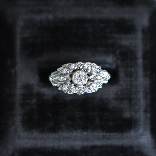 The Le Printemps Ring