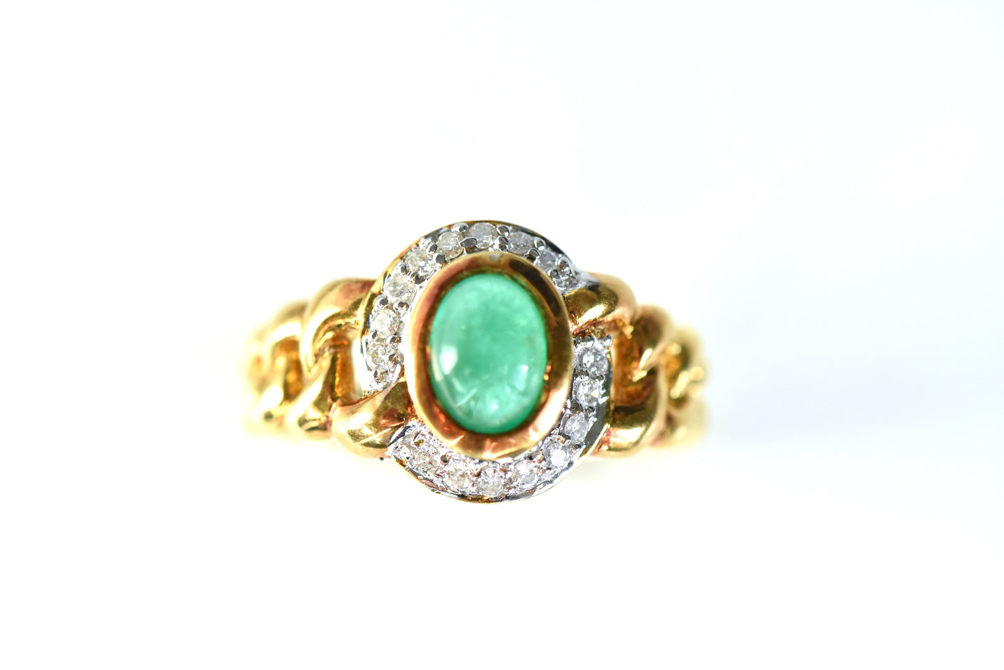 The Emerald Curb Ring