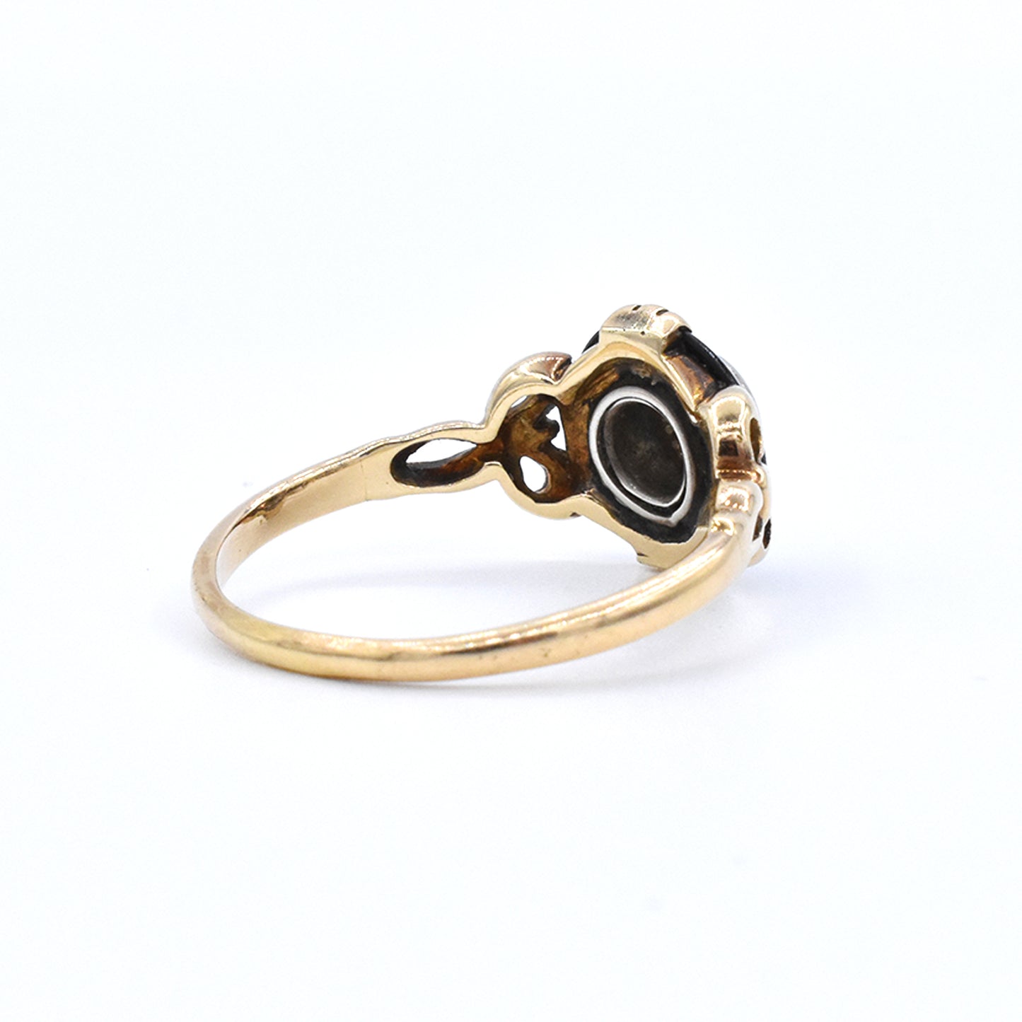 The Bows and Diamond Onyx Ring