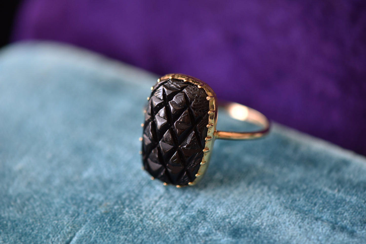 The Pineapple Jet Ring